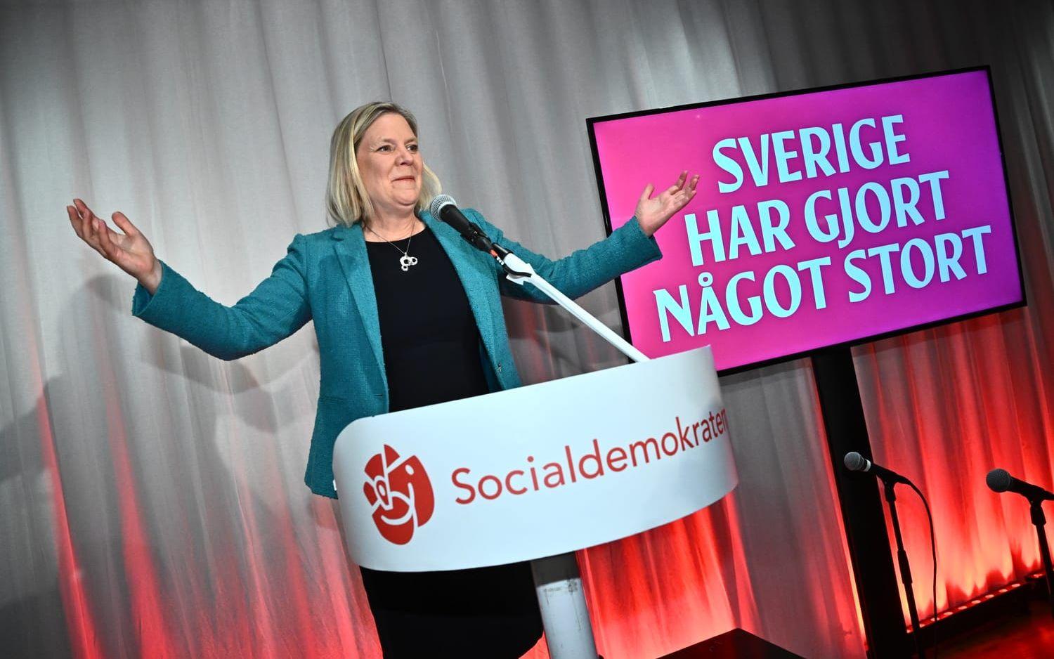STOCKHOLM, SVERIGE 20240609Socialdemokraternas partiledare Magdalena Andersson håller tal på Socialdemokraternas valvaka på ABF-huset i Stockholm.Foto: Claudio Bresciani / TT / Kod 10090