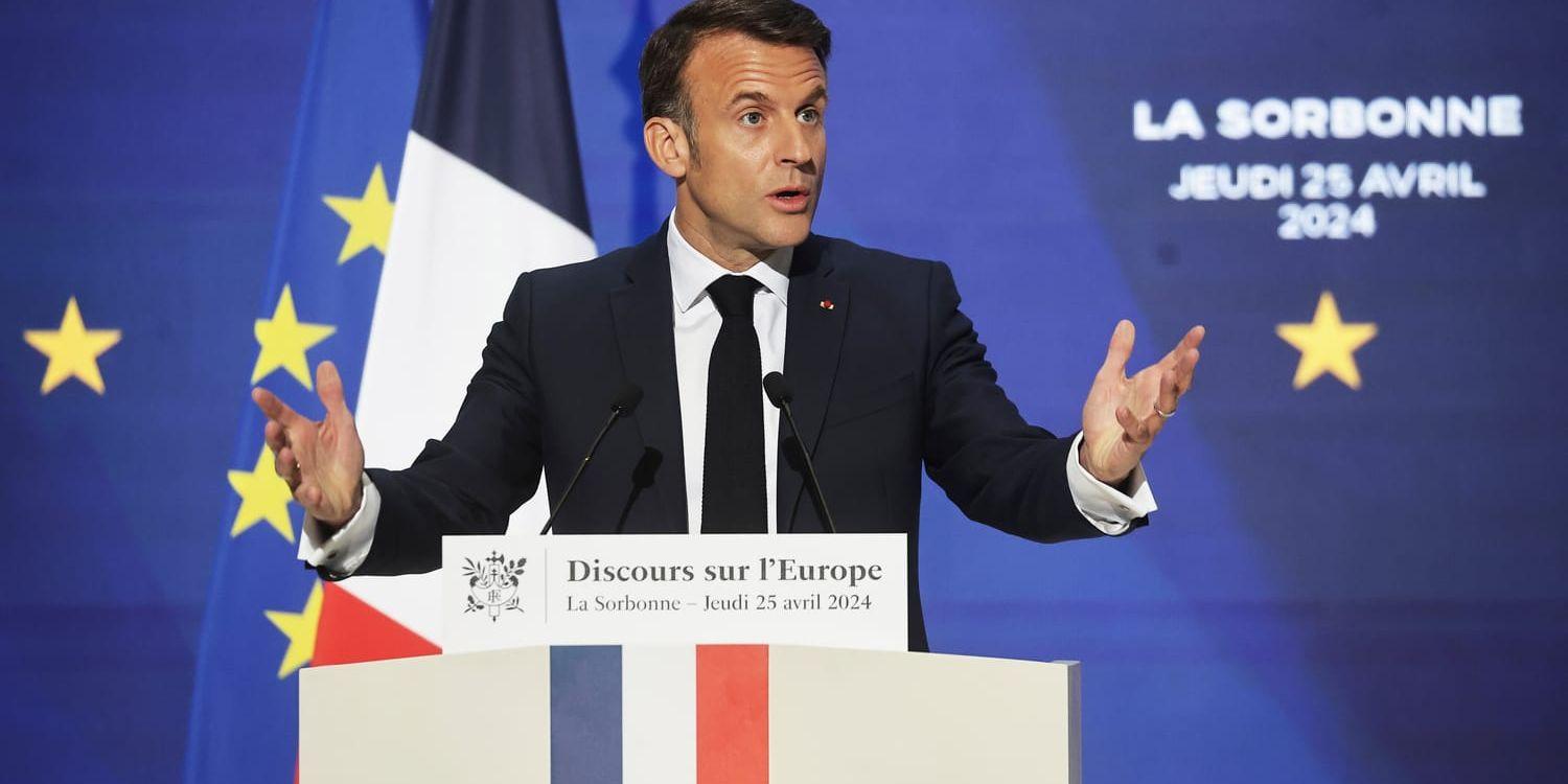 Anhängare till franske presidenten Emmanuel Macron utgör kärnan i liberala partigruppen RE. Arkivfoto.